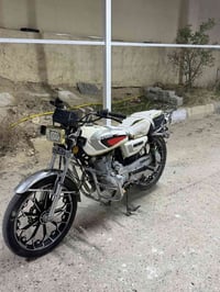 للبيع ماطور سيفان موديل 22 محدث 24 الاتصال على الارقم  (٠٧٧٥١٤٧٠٣١٠)