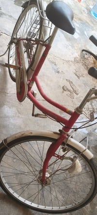 بايسكل نظيف كلش للبيع  حساس داينمو  07764765208