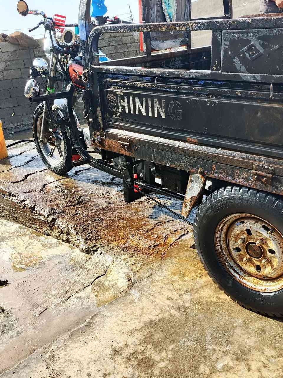 ستوته صقر للبيع شاصي وبدي 13 اوراق أصولي باقي تفاصيل خاص وهاذه رقمي مكاني دوانيه سومر ***********
