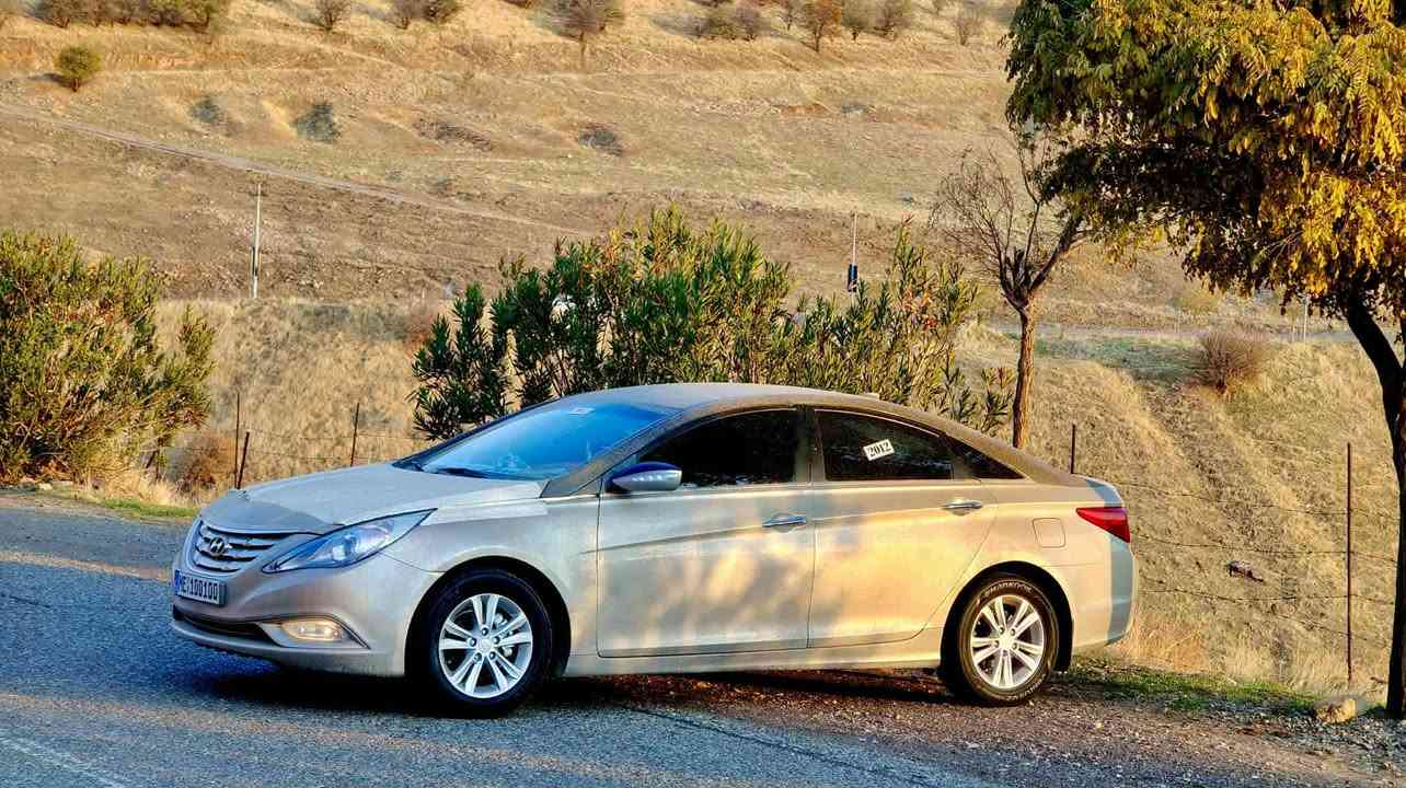 Sonata 2010
بڕاوە 
کامل کامل جایز کراوە تەبریتی ساردو گەرم مەزبوتە گێڕو مەکینە بەشەرتی سەت فیتەر 
کوشن جڵدە هیتەر سعری ٤٥ گەڵاو ماعمەلەیەکی برایانە کۆدی بەناو خۆمانەوەیە بەشەرتی بەناو کردن ئەگەر مشتەری نیت سەری خۆتوو ئێمەش مە ئیشێنە ***********
