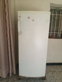 ثلاجة • نظيفة • ايديال