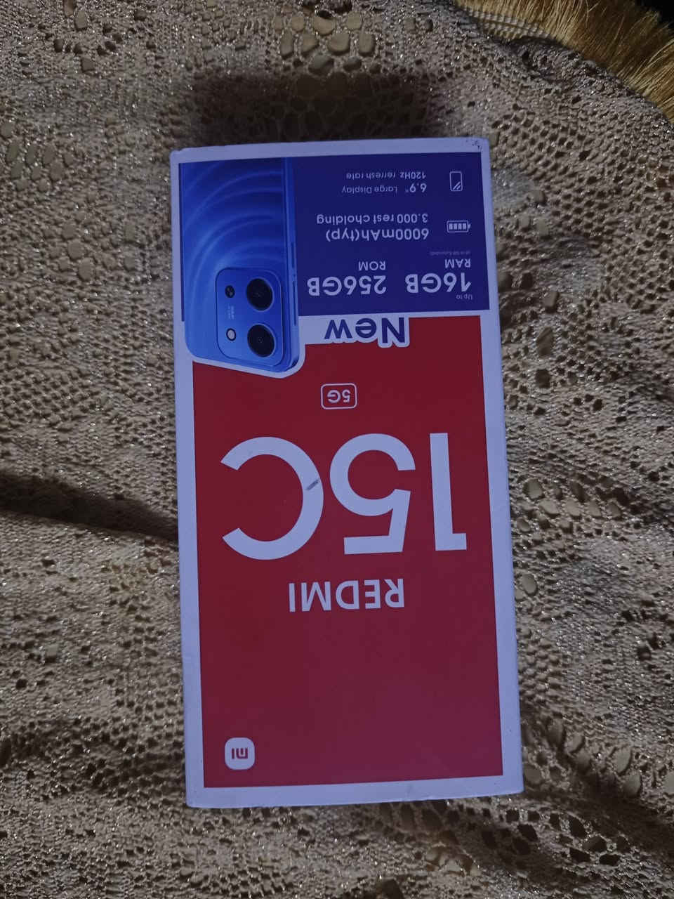 سلام عليكم مبايل للبيع 
ريدمي سي 15 
ذاكره 256
الرام 16
كامل ملحقاته 
مبايل جديد ما مستخدم نهائي فتحته من الكارتون علمود اصوره 
***********
سعره 150 وبي مجال شي قليل
