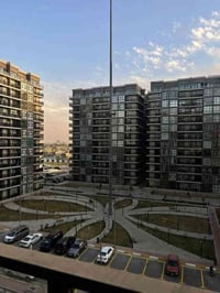 شقة للبيع مواصفات الشقة  المساحة ١٣٢م عدد الغرف ٣  نظام الدفع مشمولة ب...