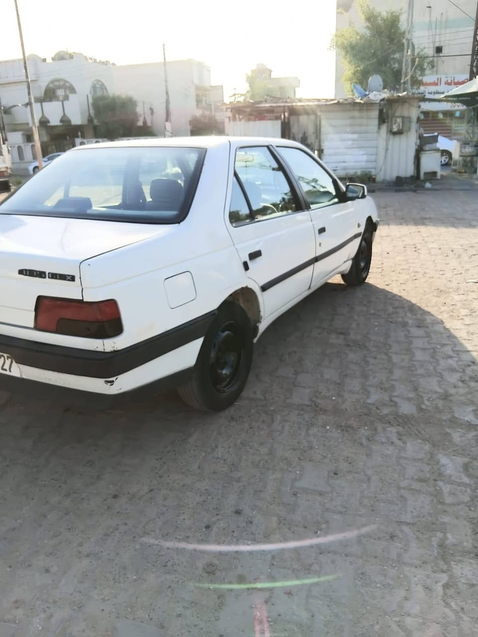 بيجو 405  موديل 2010 لون ابيض رقم (بغداد الدولي باسمي تحويل مباشر غرامه مصفره) سياره بدون ظربه او صبغ بيها طخات بصيطة جاهزه تخم تاير غرفه نظيفه تبريد يشتغل يحتاج فقط بوربرين فاصل القايش سياره مال جناي ..
مكاني بغداد البياع شارع 20 
رقم الهاتف.(***********)
السعر 35 ورقه و بيها مجال بغداد, العراق
