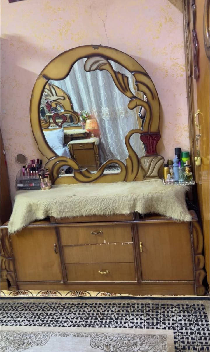 غرفه نوم للبيع صاج نضيفه  650 الف وبيها مجال للشراي


**إذا كنت صاحب هذا الإعلان وتريد حذفه لأي سبب، رجاءا أرسل رسالة إلى الدعم الفني**