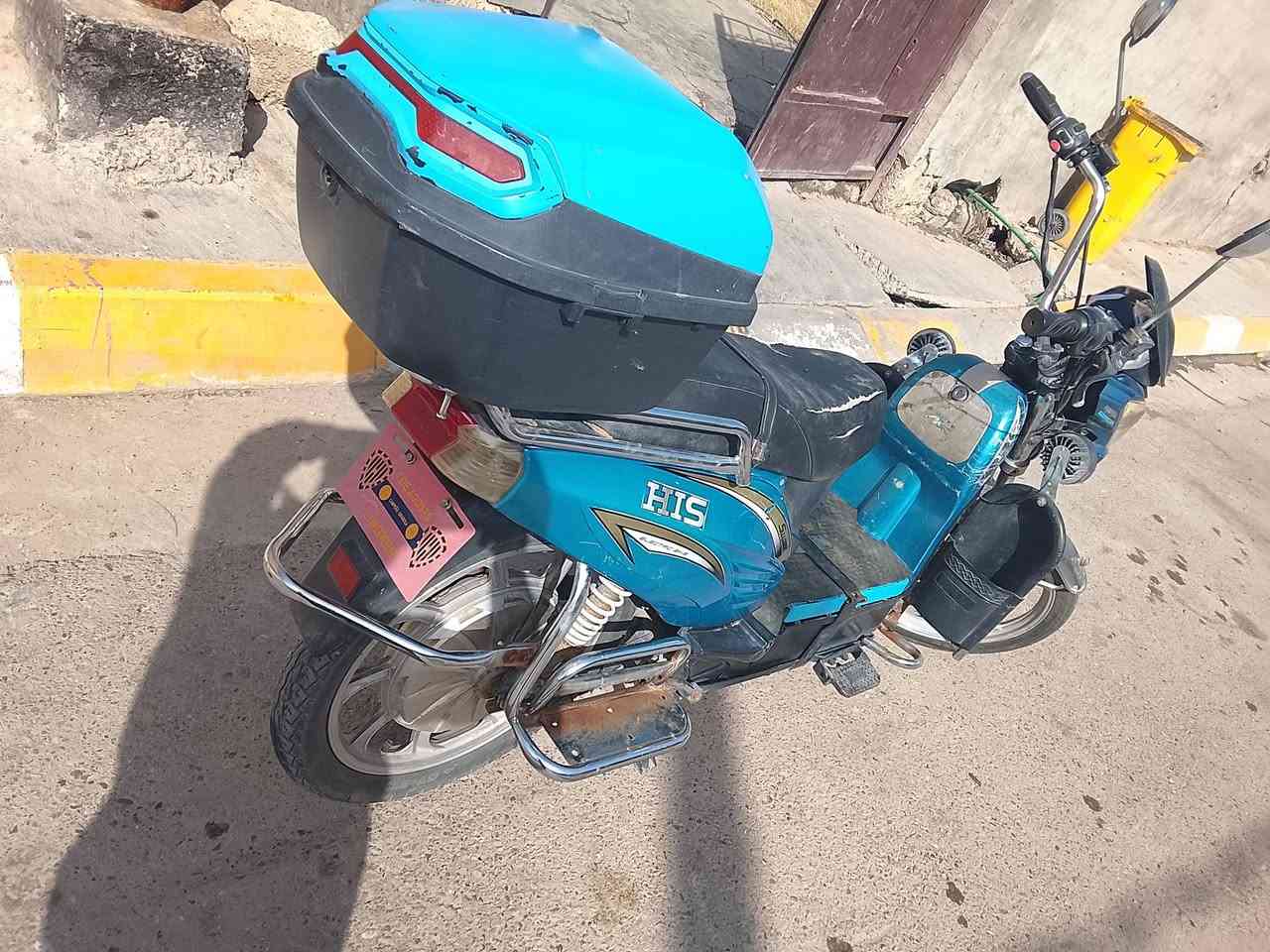 موطور شحن للبيع
نوع
هارلي
 ✅بطاريات عل فحص✅
⭕لايت عالي ناصي 
⭕ شاشه الكترونيه 
⭕نظام ®️ الرجوع الى الخلف
⭕ نظام 4 سرع 1234 
⭕ بريك امامي، خلفي 
⭕ اشاير يمين، يسار
⭕تشغيل عن بعد 
⭕ جهاز انذار سرقه
⭕ شاحنه الشركه الاصليه 
⭕ كلشي شغال كهربائيات 
الموطور نظيف مثل ما موضح بالصور 
(( السعر 250 )( بي مجال)رقمي مكاني شهداء
***********
