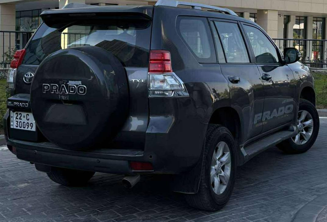 بيع او مراوس#برادو 2012  خليجي  لون نفطي ع رصاصي غامق السياره بيه قطع صبغ بسبب الجراد ((حزام ))
 سبير تعليك مواصفات نص فول كامره خلفيه حساسات داخل بيجي بكلايت كرستال نضام ايكو اقتصاد بانزين فور ويل مكينه2700 7راكب 3قطع تبريد شاشه كبيره  رقم #اربيل مميز  دولي وسنويه وهزه وفحص جدد تحويل ثانيوم سياره جديده بمعنه الكلمه سياره مال بيت أي نقص مابيها مكينه و كير خير من الله صدر أمامي وخلفي جديد تخم تاير جديد تبريد ثلج كهربائيات كلها شغاله أي نقص مابيها عنوان بغداد الغزاليه  أو حي الجهاد #سعر 215 مراوس فقط 
#للستفسار
*********** بغداد, العراق
