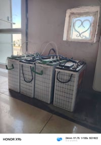 وبركاته باتريات طاقه شمسيه للبيع عددد 4 للبيع 07810790232