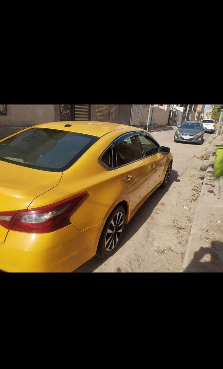 سياره نيسان التيما 2018امريكي 2400 فئة مشروع وطني ضربته الي بامريكه جاملن وباب مبدلات وسويت بيه انا حادث قبل فتره بدلت بنيد هم
*********** مكان ناصريه مركز
