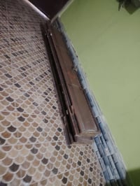 باب حديد دفتري • ٢٥٧سم • القيارة المستشفى