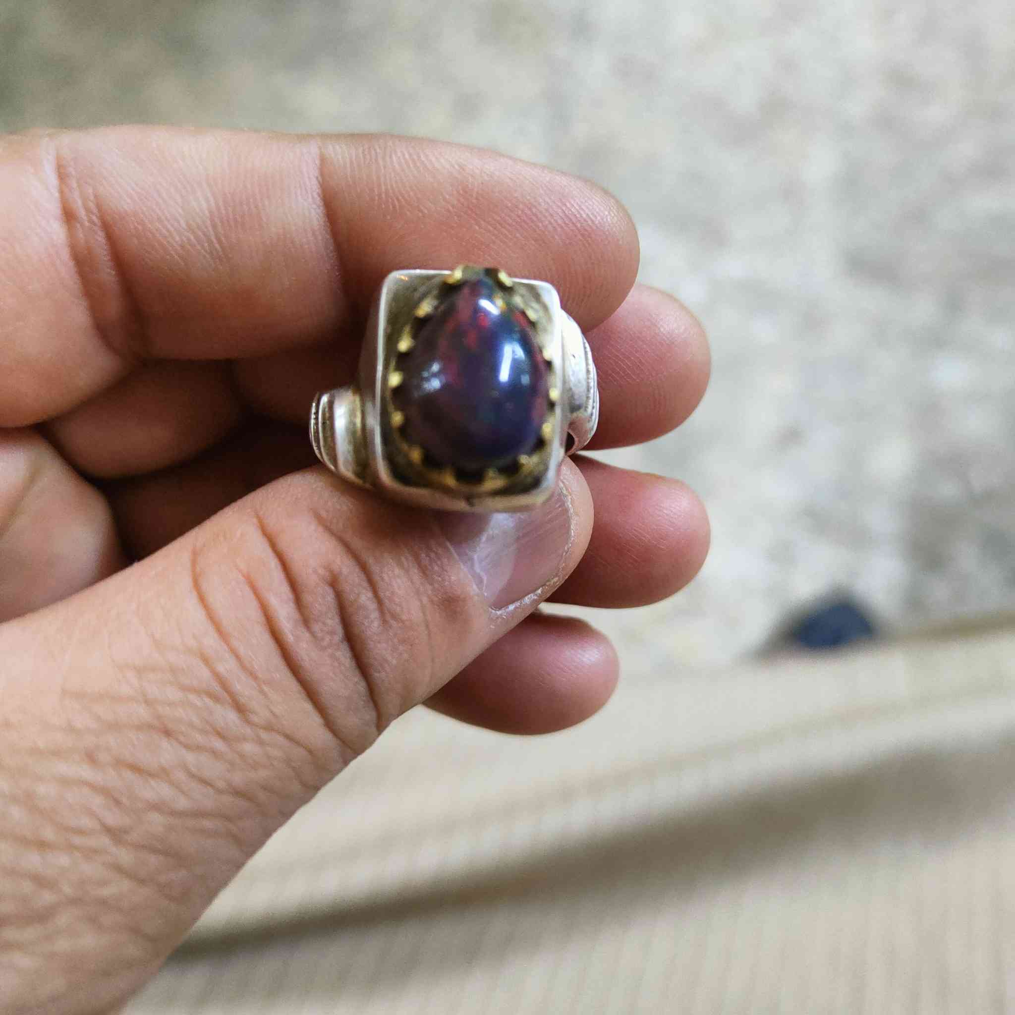 محبس للبيع اوبال الاتصال على الماسنجر


**إذا كنت صاحب هذا الإعلان وتريد حذفه لأي سبب، رجاءا أرسل رسالة إلى الدعم الفني**