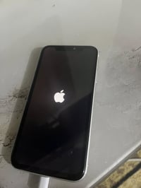 آيفون ١١ • بطارية ١٠٠ • شاشة أصلية