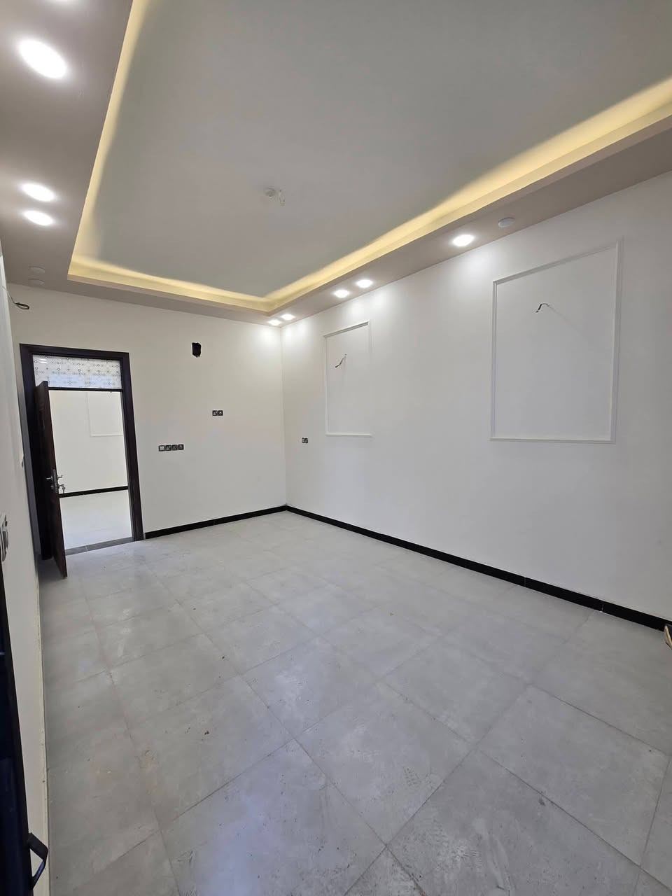 بيت  البيع زراعي سند 25
العنوان التقيه الثالثه داخل مجمع الروان النموذجي شارع 15
المساحه 150
الواجهه 750
النزال 20
البيت طابقين 
عدد الغرف 4
استقبال
صاله عدد 2
مطبخ 
مجمعات صحيه طابقين***********
واتساب ***********  مراجعه مكتب 🏢 العاصمة للعقارات والمقاولات العامه العنوان الديوانية ام الخيل ساحه الاحتفالات قرب البلديه الجديده*********** واتساب
