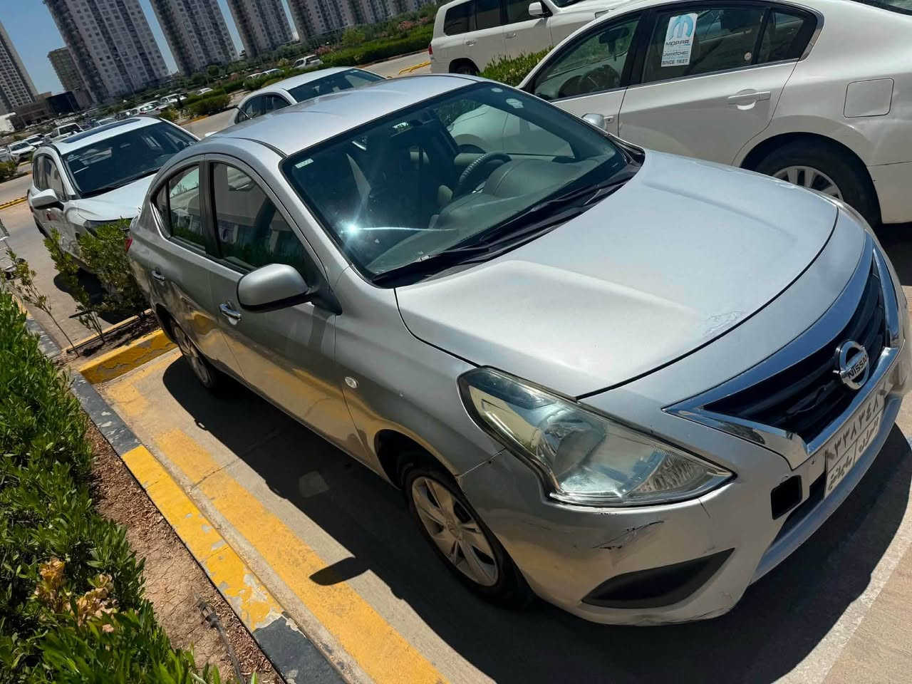 نیسان سەنی (لاکشمیبای) 
2019
128,000KM ڕۆشتووە
چوار پارچەی بۆیاخە (دوو دەرگای دواوە لە گەڵ دوو چەمەلغی دواوە)تایەکانی تازە بۆم کڕیووە بەشەرتی گێڕ و مەکینە سەیارەکە دینار مەسرەفی نیە 87 گەڵاو معامەلە 
تکقیە جوابی نامە نقیەمەوە تێل بکە
بۆ پەیوەندی. ٧٧٢٥٤١٦١٤٣ السليمانية, العراق


**إذا كنت صاحب هذا الإعلان وتريد حذفه لأي سبب، رجاءا أرسل رسالة إلى الدعم الفني**