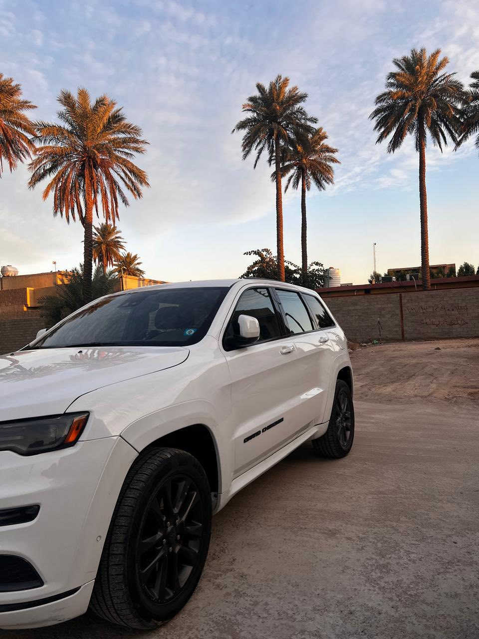 السلام عليكم مكلف في النشر غير متواجد ماسنجر
للبيع جيب لمتيد اكس 2018 

موديل 2020 رقم بغداد بسمي

السياره  فوول للاخير ١/١ محرك 3600

السعر 235 وبيه مجال

متواجد في كسره وعطش وفي الدوره 

للاستفسار ***********
