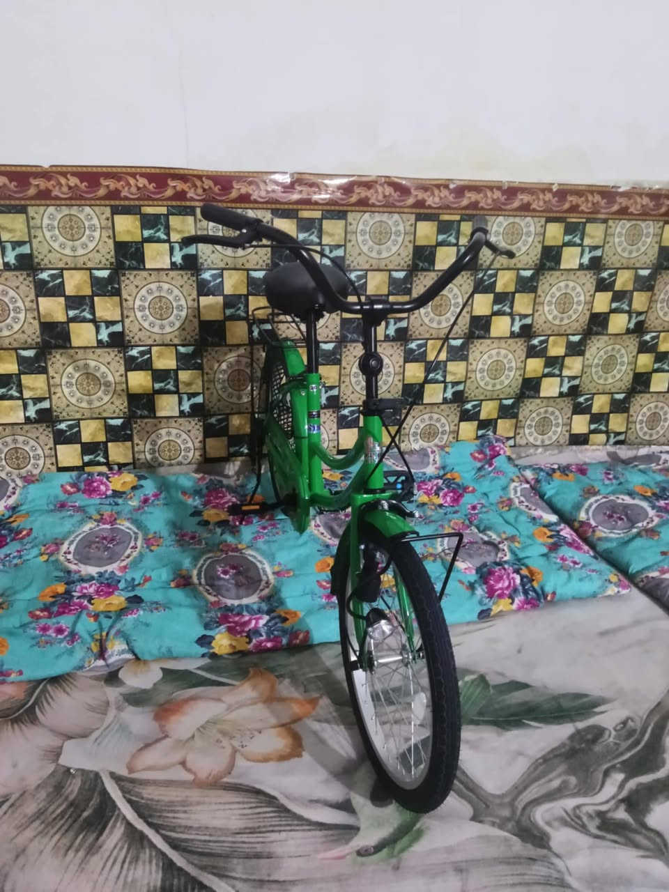 السلام عليكم ورحمه الله وبركاته بايسكل للبيع حجم 20 بناتي اي نقص مابي للسعر 85وبي مجال للعنوان كربلاء شبانات على حولي ابو مهدي المهندس قرب دار الايتام للستفسار خاص او رقم*********** موجود واتساب
