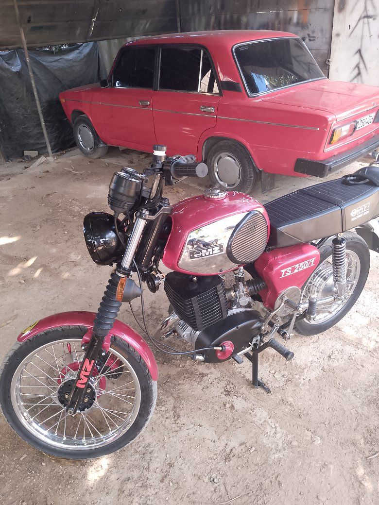 Con el permiso de los Administradores se vende TS Recién armado todo nuevo en circulación 4500 las fotos hablan por si solas todo le funciona DDR Original certifico en mano listo para traspaso los q saben saben el tin tin,mayor información al privado 63739720, me ajusto un poco con dinero en mano trato presencial ,tanbien negocio por menor y vuelto a mi favor 63739720


**إذا كنت صاحب هذا الإعلان وتريد حذفه لأي سبب، رجاءا أرسل رسالة إلى الدعم الفني**