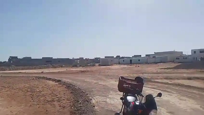 قطعه البيع ٢٠٠م حواس يم المدرسه مثل ماواضح بالتصوير ***********
