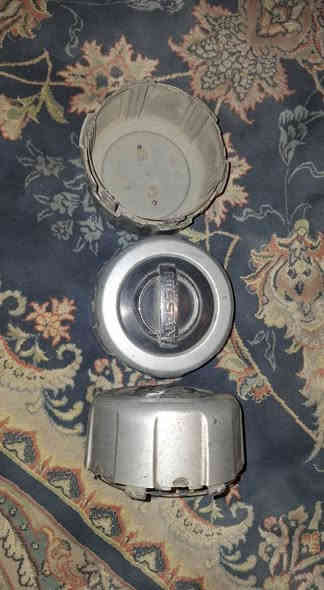 غراض متنوعة للبيع منها للسيارات منها للصيد اصليات
السلام عليكم غراض متنوعة للبيع اصليات

1-كب نيسان اصلي شركة سعر-30الف

2-نجمة اصلية شركة سعر-50الف

3-قفل اكسل لوكير اصلي سعرة-35الف

4-قفص صيد نضيف ما بي اي خلل او كسر -25الف

5-چلكانات اصليات يستخدم في البانزين 32لتر سعر 10الف سعر الزوج 15الف

 للأستفسار-***********
