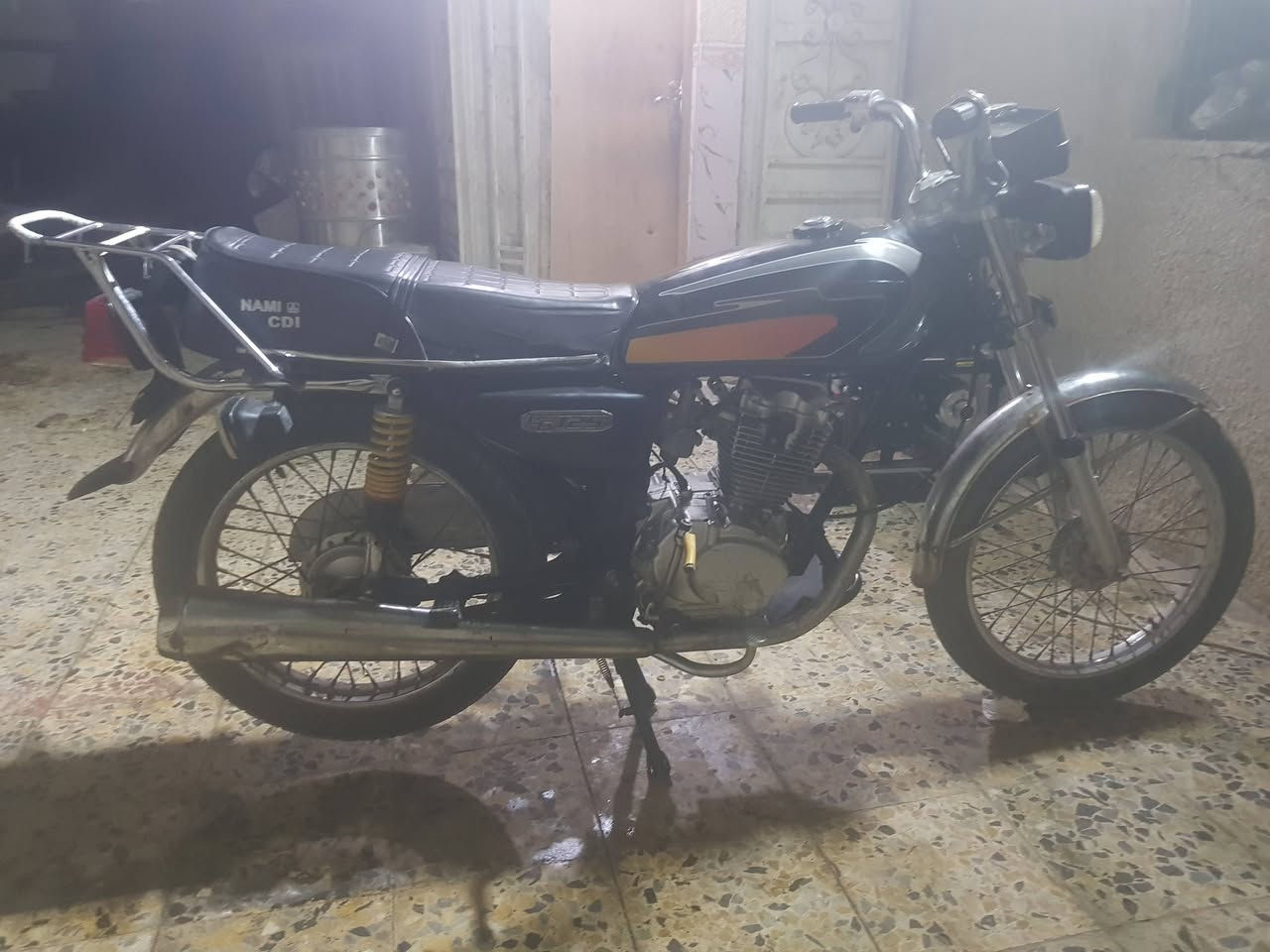 سلام عليكم دراجه نامه سكنر موديل 2023دراجه جديده شغل وطلع محرك نضيف بيه شلعه حلوه
هاذ رقمي ***********
