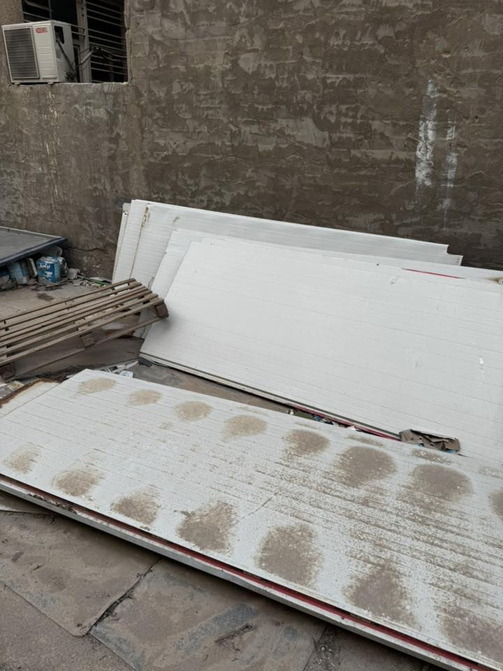 للبيع حديد  تركي مستعمل نظيف وسندويج جداري نوعيه ميلانو تركي وكبنكات عدد٢ ثقيل مكاني بسيدية ***********
