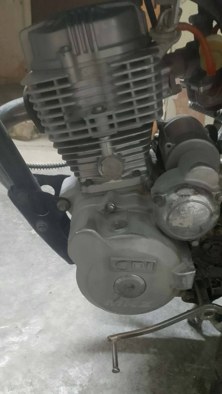 سلام عليكم شبابنه العزاز محرك للبيع ام كي زت مفتوح مره وحده للبيع ب 125 بي مجال للطيبين 🤍متواجد خاص


**إذا كنت صاحب هذا الإعلان وتريد حذفه لأي سبب، رجاءا أرسل رسالة إلى الدعم الفني**