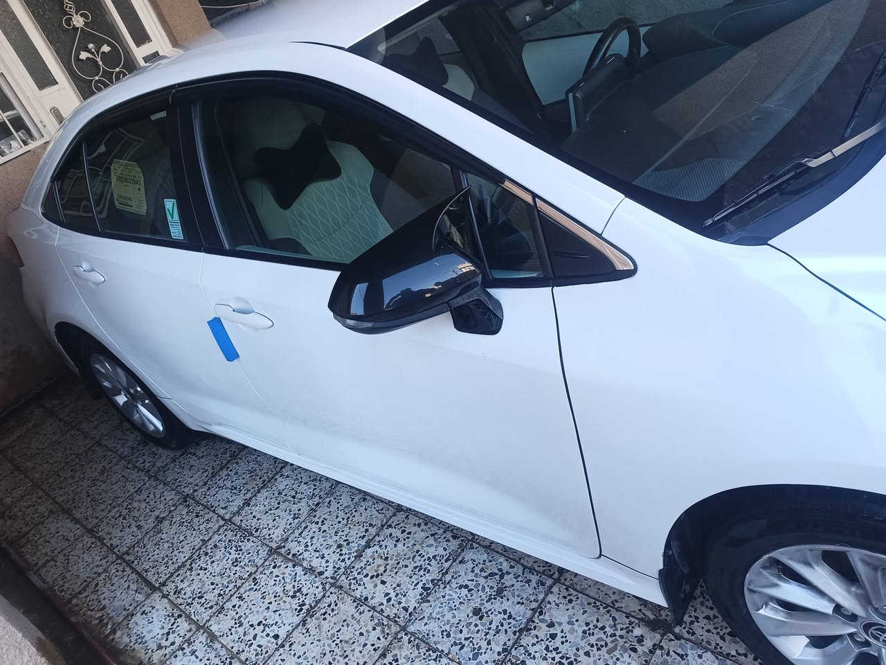 كورلا موديل 22 ساز خليجي رقم سليمانيه بسمي بيها 3قطع صبغ بدون دواخل جاملغ وباب عكس السايق وخاملغ خلفي 
وبيها بارد قليل بالباب الخلفي ماشيه 175 السعر 148 
مكان الغزاليه ***********
