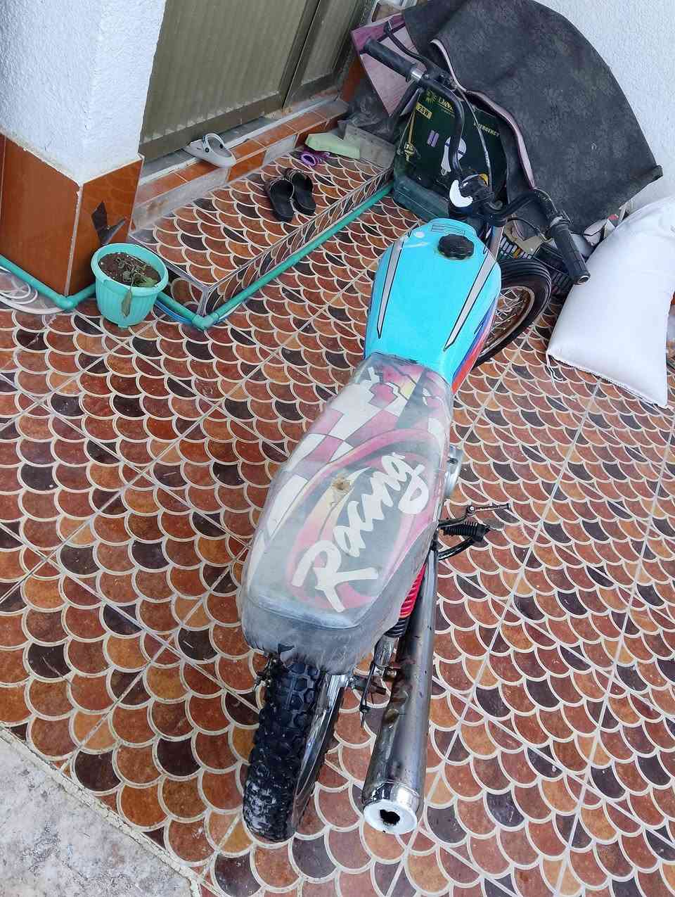 شباب دراجه للبيع نامه اوراهلوق اصولي بيع مستعجل السعر 250 وبيهة مجال العنوان ديالى ناحية كنعان ***********
