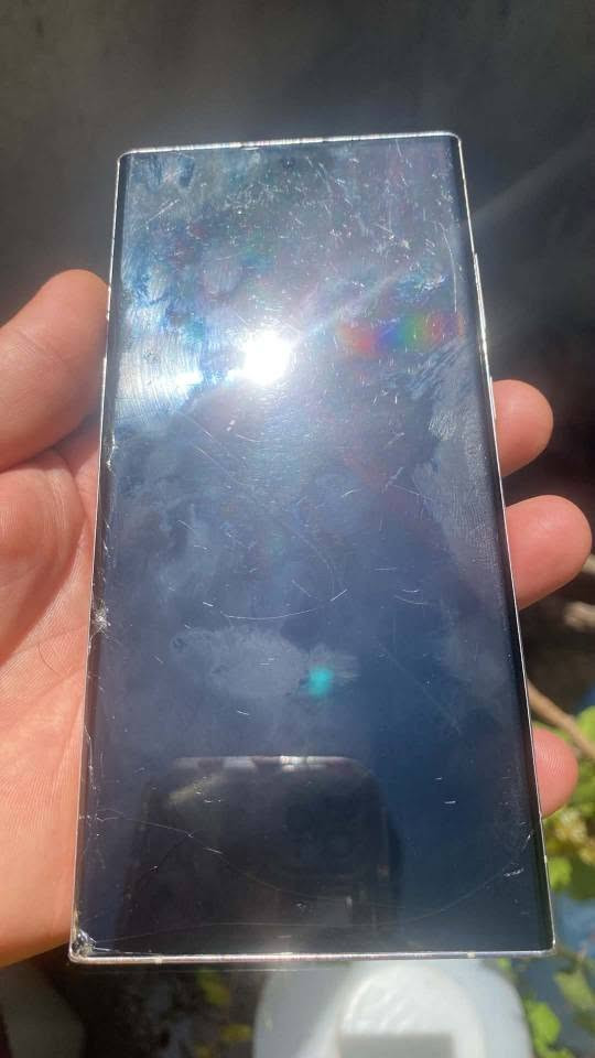 S23 ultra ram12+12 ba 256 2sim
Camara200mga ba 100x zoom 
بە شاشە خە تکی بارکی تیاییە نرخي ٣٥٠ هزار حلبجة, السليمانية


**إذا كنت صاحب هذا الإعلان وتريد حذفه لأي سبب، رجاءا أرسل رسالة إلى الدعم الفني**