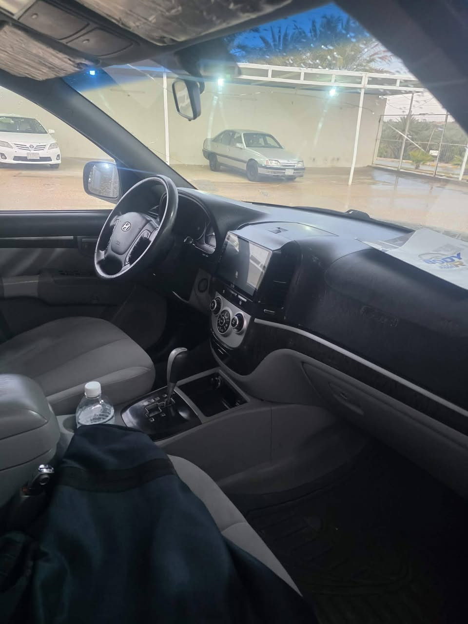 سنتافي 2008 
وارد امريكي 
كفاله عامه من الصبغ والتبديل سونار بدي كارد مرفق 
٦ سلندر 
٥ راكب 
العداد ١٤٣ 
رقم انبار 
شرط التحويل 
السعر ١٣٠ 
***********
