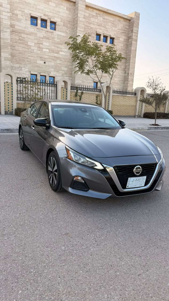 للبيع نيسان التيما SV
موديل 2022

رقم بغداد باسمي تحويل ثاني يوم

موصفات SV 
ماشيه 38000 mi
بصمه 

تشغيل عن بعد 

بصمة أبواب وصندوق 

شاشه جبير 

كامره خلفي

رادار امامي 

رادار خلفي 

رادار جانبي 
 
حساسات النقط العمياء 

حساس خلفيه 

تحكم استيرن 

لد امامي نهاري 

ويل كروم 

صور الحادث بالمنشور 
كلشي موضح 

حادث / جاملغ فقط وتبديل + راس الشاصي فقط / بنيد بلاد لا تعديد لا صبغ 

سعر / 187$ ورقه وبيه مجال 

مكان سياره كربلاء

***********
