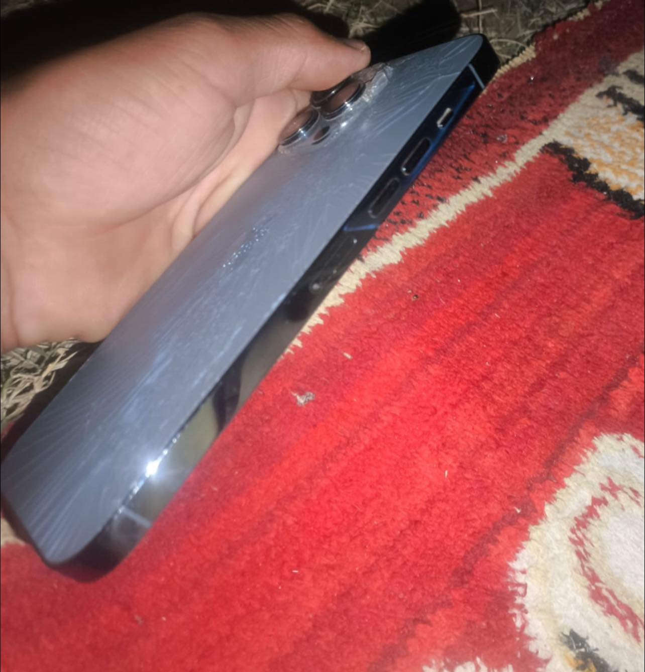 السلام عليكم آيفون 13pro maxللبيع الجهاز مكفول كلش نضيف فقط الظهر مفطور بطاريه84بلاد شرط مكاني كربلاء السعر 650وبي مجال بسيط


**إذا كنت صاحب هذا الإعلان وتريد حذفه لأي سبب، رجاءا أرسل رسالة إلى الدعم الفني**