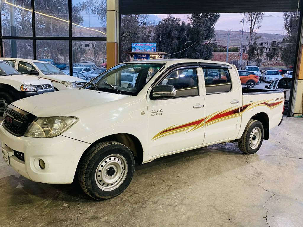 مەرزیە 2010 فه لا حی بەشەرتی گێر ومەکینە و تەبریدو  ھەموگیانی  بەشەرت سنەوی  نوێیە  رەقەمی  نوێیە  ھە زەی  نوێیە   غازی تورکی لە سە رە  سەیارەکە  سبوخە  عا مە بە س ھیکە  لی زۆرجوانە 
سعر120وەرەقە کمیک مجال
***********
*********** السليمانية, العراق
