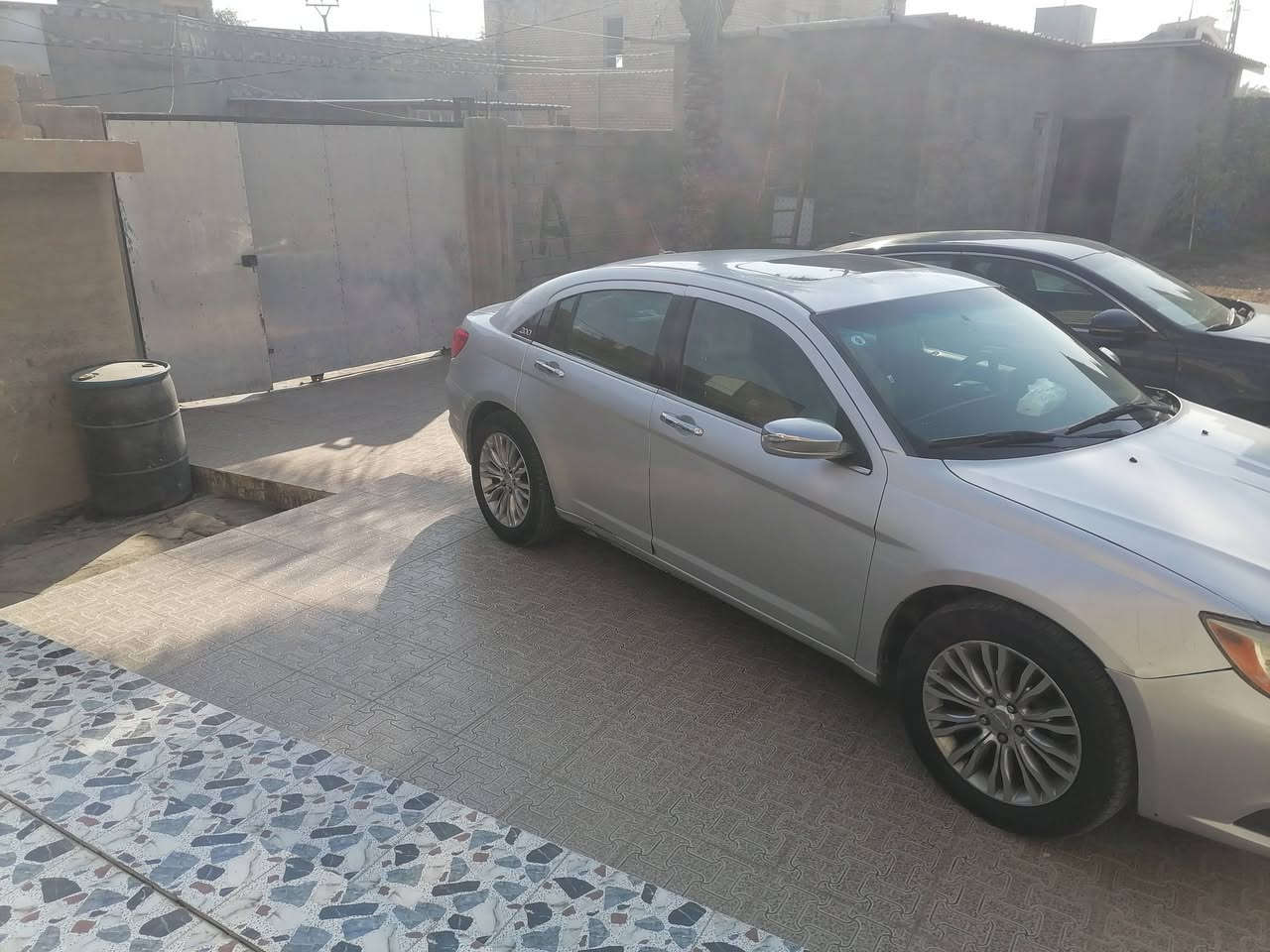 السلام عليكم
للبيع او مراوس 2012
كرايسلر c200 فول مواصفات
محرك ٦
صبغ حزام جماليه شرط بدون ضربه
السعر ٨٠ للأستفسار ***********
