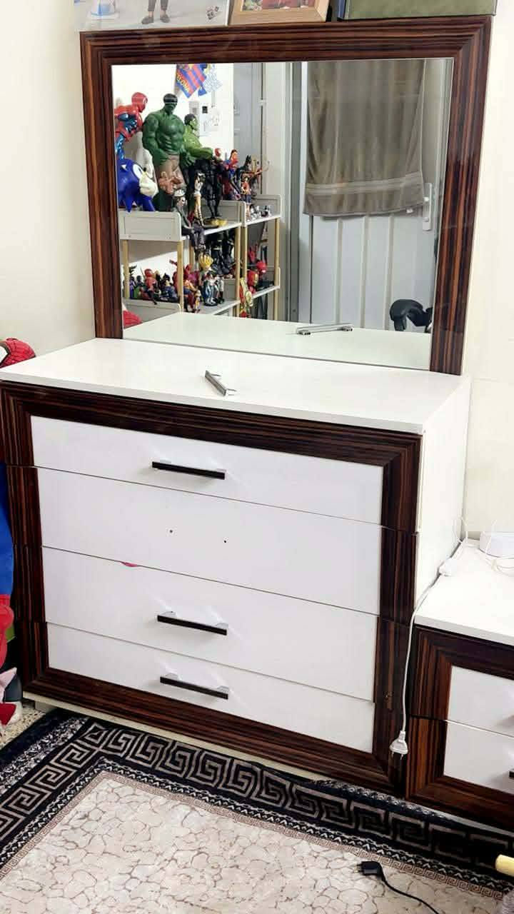 غرفه تركي للبيع
8 قطع مابيها اي ضرر
الجربايه جك
للاستفسار المراسله على الخاص او الاتصال على الأرقام التالية
***********
***********
