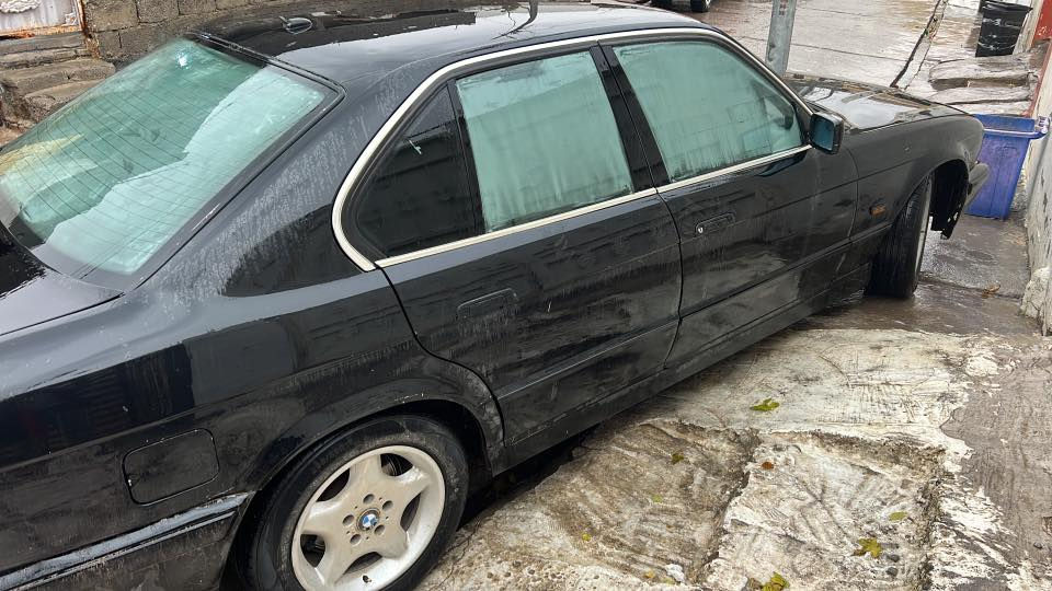 بو فروشتن 520كير عادي 93 تبريده بيش كه وريه مه كينه سمسه  تيبيني  1420000 هه زار غرامه له سه ره سعر 48 ورقه يه ليدان جاملغي دواوه ي سايق ليداني هه يه بي ناو كرتن له كه ل جسري راديته ي برايته وه 
تكايه مشتري ني تيل مه كه 
***********
