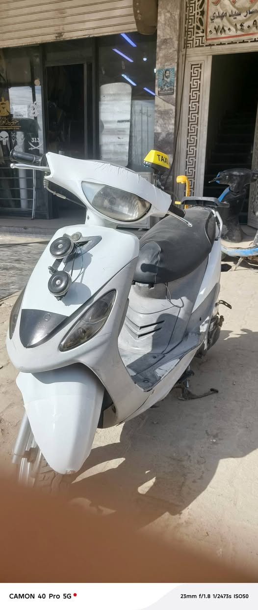 سلام عليكم ماكس منغولي للبيع  دراجه نضيفه وجاهزه. كهرباته كله جاهزه 
سلف هندر كله شغل لايت بكلايت  اشاير  كله شغل دراجه ربع مذب عليه دراجه مال جناي نضيفه سعر  800. وبيها مجال لشراي  تعال خاص


**إذا كنت صاحب هذا الإعلان وتريد حذفه لأي سبب، رجاءا أرسل رسالة إلى الدعم الفني**