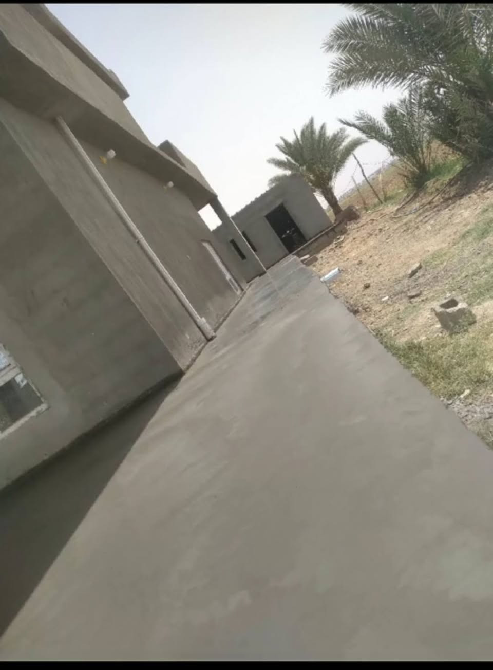 سلام عليكم يوجد خباطه الصب بيوت لاش سغل بسعار مناسبه التصال***********
