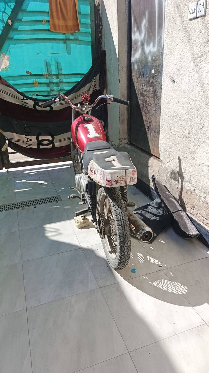 للبيع بيها خيط تبخير
***********
