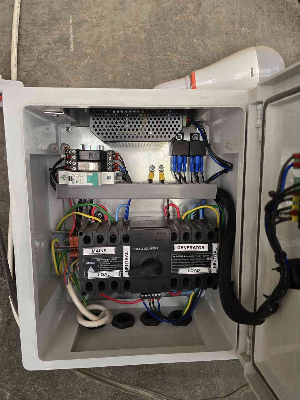 مولد للبيع
مولد جن بور تركي كاز
مستخدم شي قليل 
١٢ كيفي 
ينطي صافي حمل ٣٠ امبير
النظافة فول اخو الجديد
عداد الوقت ٩٥ ساعه مشتغل
بي جهاز اي تي اس ( ats ) تشغيل واطفاء تلقائي
يعني من تجي الوطنية من وحده يطفة
المكان / ديالى _ المقدادية _ حي المعلمين
للاستفسار اتصال بالرقم او مراسلة 
***********
