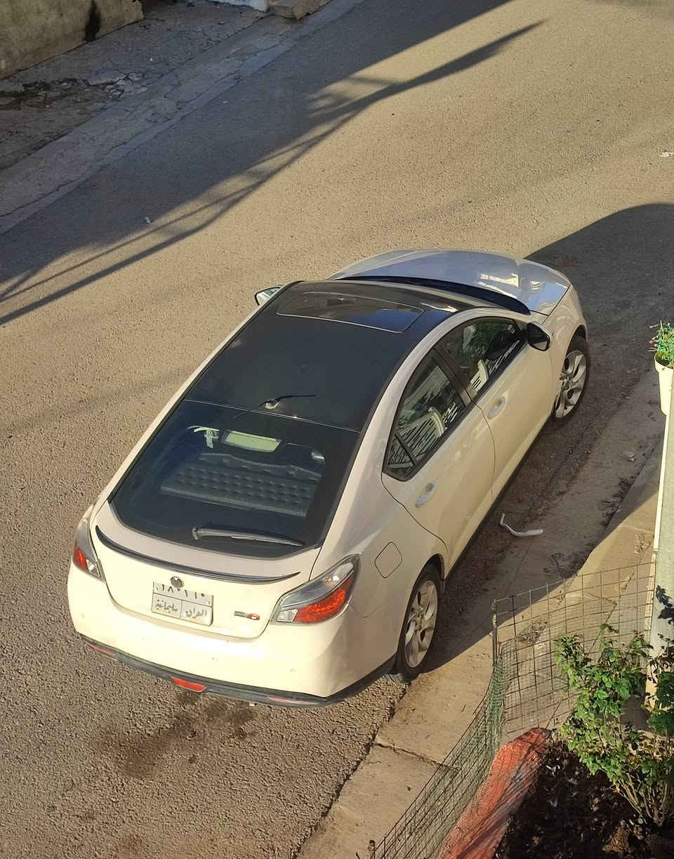 جۆری سەیارە: ئێمجی ٦ ی تۆربۆ     (MG6 Turbo)
مۆدێل: ٢٠١٤
قەبارەی مەکینە: ١٨ ی تۆربۆ
تایبەتمەندی: سلاید، کوشن جلد، بادڵ شەفت، شاشە وەسەت، گێڕ عادی و ئۆتۆ و سپۆڕت، کامێرا و چەندین تایبەتمەندی تر

سەیارەکە تەواو جاهیزە و هیچ نوقسایەکی لە گێڕ و مەکینە نییە

سەبارەت بە لێدراویش تەنها درگای سەکنی پەڵەیەکی هەیە و دیوی سایەقی خەتێکی زۆر ووردی هەیە لە سایەقەوە بۆ دواوە

سەیارەکە زۆر بە هەڵمەت و بەهێزە هیچ کێشەیەکی نییە الحمدللە 
بۆ زانینی نرخ و زانیاری زیاتر پەیوەندی بکەن بەم ژمارەیەوە

0770 191 36 26
