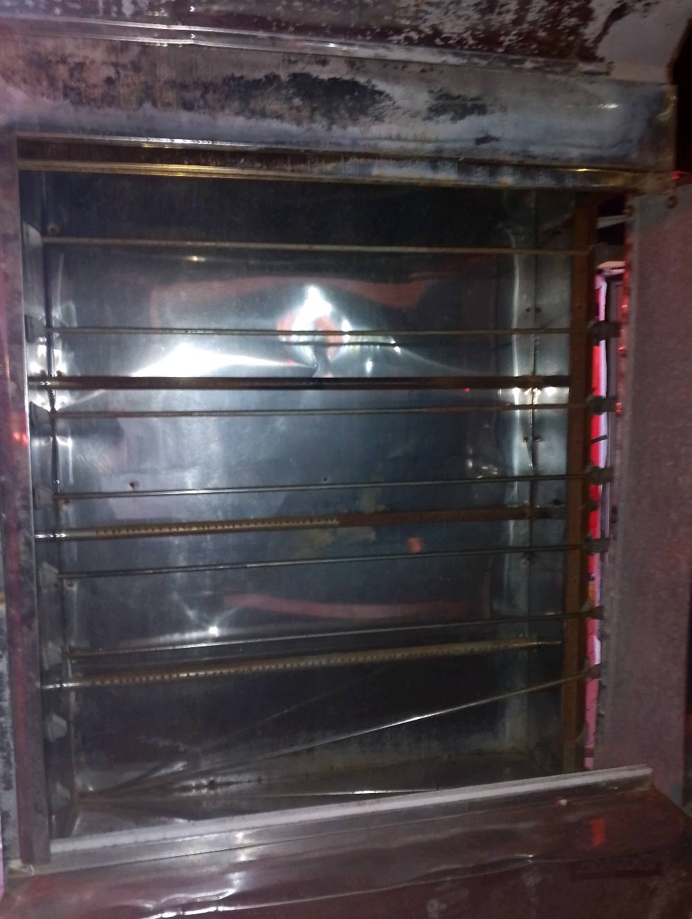 مشويات مال دجاج للبيع عدد 2 وعدد سجه 7لي يردهن سعر مناسب يتواصل وياي رقمي 0773403794