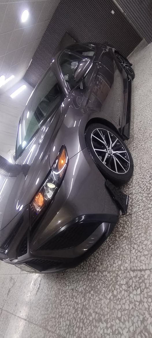 السلام عليكم كامري موديل23 سياره مرقمه باسمي رقم مميز مطلوبه بيهه مراوس جارجار أو أوباما رقم الهاتف ***********
