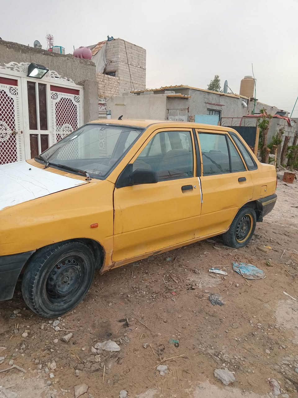 سايبه للبيع مديل 2011 كير  نضيف مكينة كايمة  مكاني نجف راعيه بل حلة تريد مداور تريد وكالة السعر 12 وبيهه مجال كلش قليل السيارة مطلوبة هيئة 600 الف علة المشتري رقم موبايل ***********
