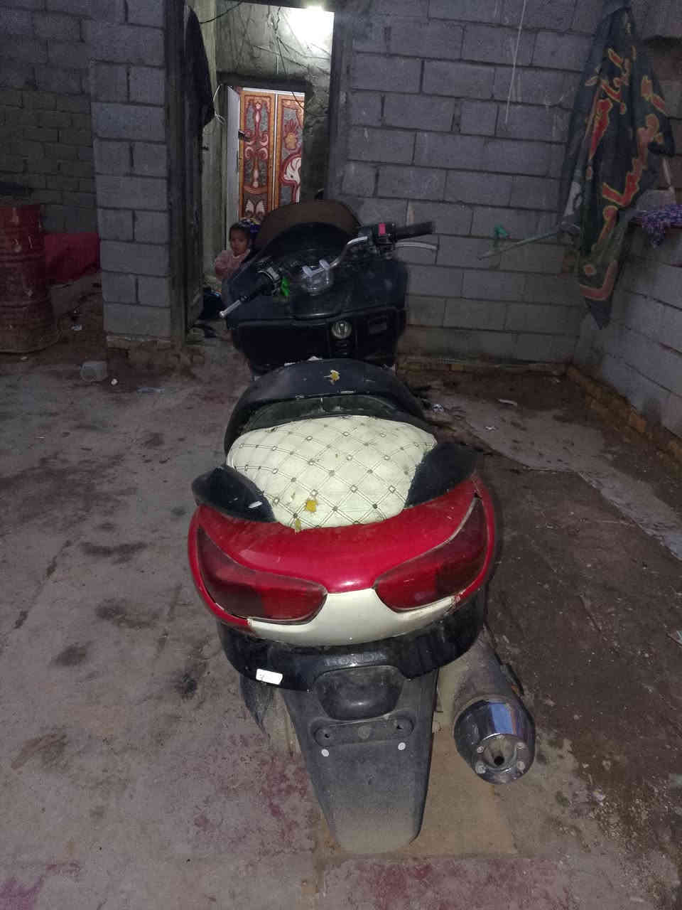 دراجه فوزه لبيع نضيفه كلشي شغال كهربايئه كلشي نضيف السعر 550 وبي مجال المكان الرميثه التصال على هاذه رقم *********** لن ماعندي نت
