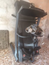 جهاز جري نوعيته  ايطالي شغال  جان متروك  عوزة بس المغناطيس مالته ضايع ...