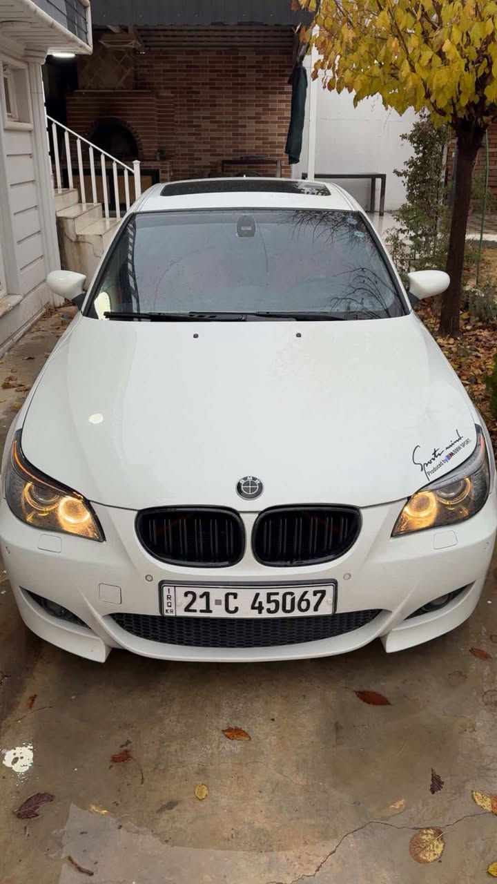 Bmw E60 530i nozl kurt 2010 full full muasafat naw sur kushn 12 7araka 5 parda slaid datasho kushn garm w zor muasafaty tr 150,000km haqiqi roshtua clean title be boyax da3mi bo da3mi ba shart yak keshay tyania w boyaxi hich nia 0771 989 2797
