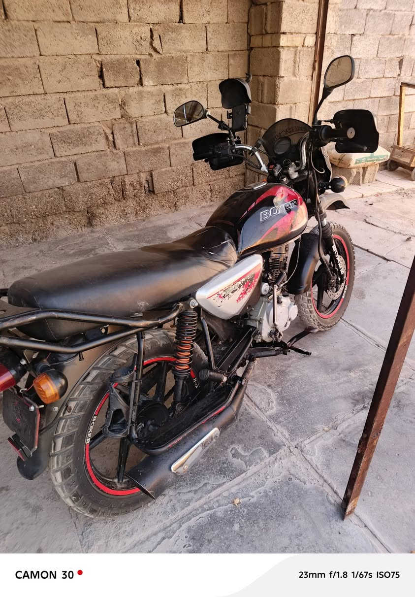 السلام عليكم دراجه بوكسر موديل 23 رجاج اوراق اوراق اوراق سعر مليون و300 العنوان بغداد المشتل الشراي يتصل على هذا الرقم ما جاوب على الفيس***********
