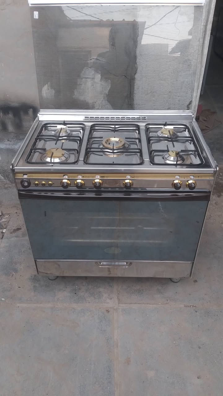 طباخات مستعمل نظيف
ابيع وراوس فرق تطوني 

مكاني ام الكبر ولغزلان وكوتوصيل بغداد 

***********  بي واتساب
