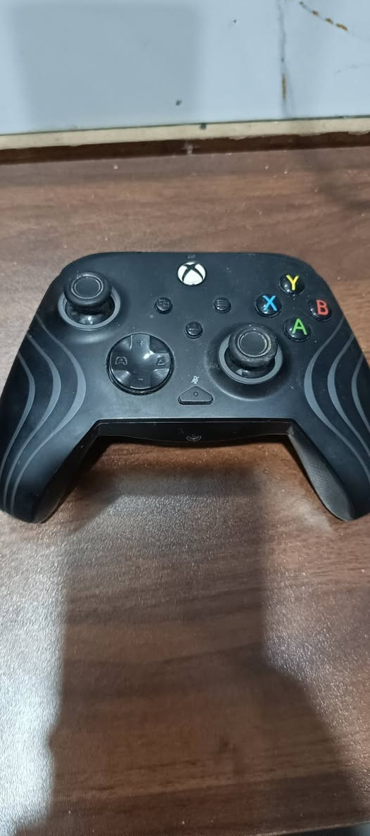 سلام عليكم متوفر جوستك اكس بوكس لبيع كلمن و سعره غير متواجد علة فيس فقط وتساب ***********
